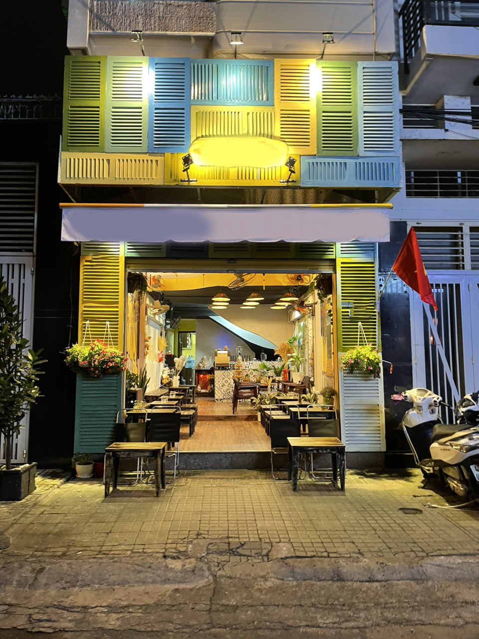 Cho thuê Mặt bằng MTĐ  Hoa Cúc, phường 7 Quận Phú Nhuận